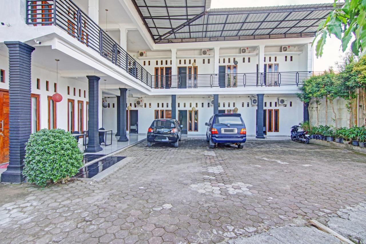 Hotel Shafira Pariaman Syariah Mitra Reddoorz Luaran gambar
