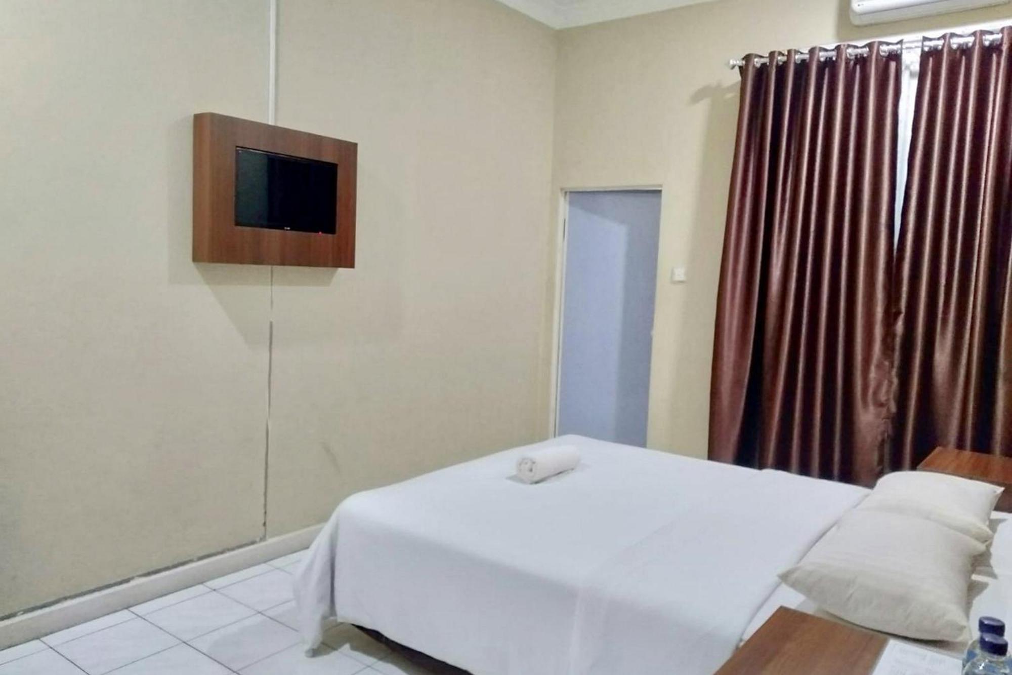 Hotel Shafira Pariaman Syariah Mitra Reddoorz Luaran gambar
